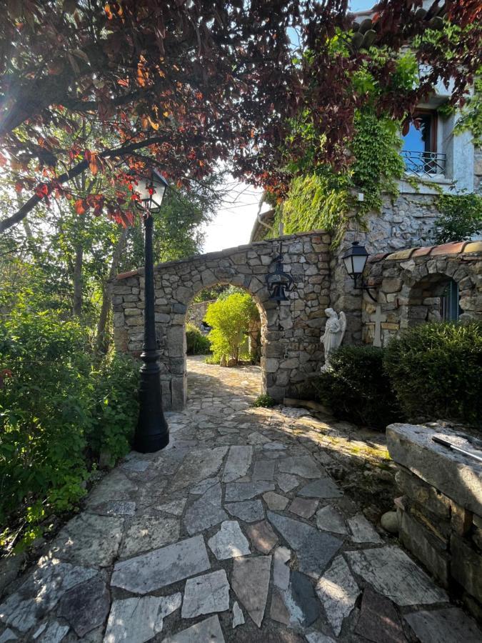 Le Priolat Des Anges Aux Portes Des Gorges Du Verdon Trigance Exteriér fotografie